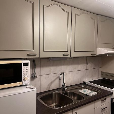 Hoda Apartment - Cozy Central Apartment With Free Parking Leknes Exterior foto
