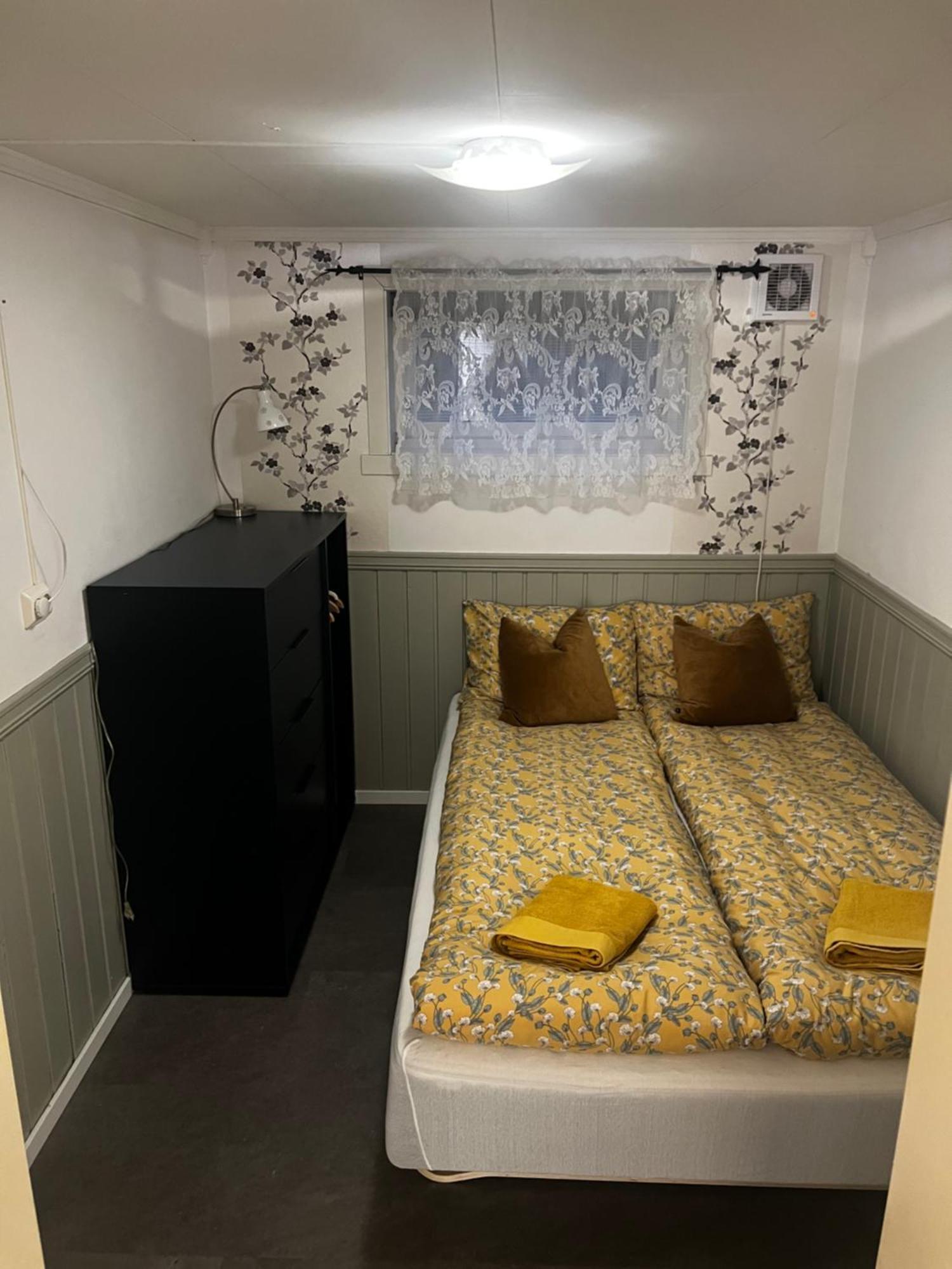 Hoda Apartment - Cozy Central Apartment With Free Parking Leknes Exterior foto