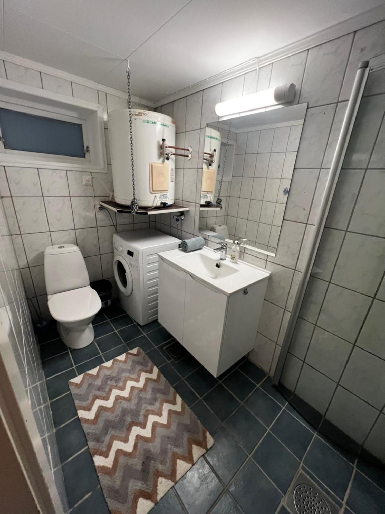 Hoda Apartment - Cozy Central Apartment With Free Parking Leknes Exterior foto